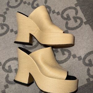 H&M Elegant Cream Platform Mules, size 7